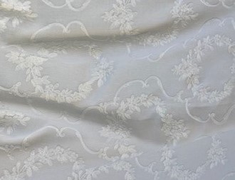 White Sheer Laurel Runner